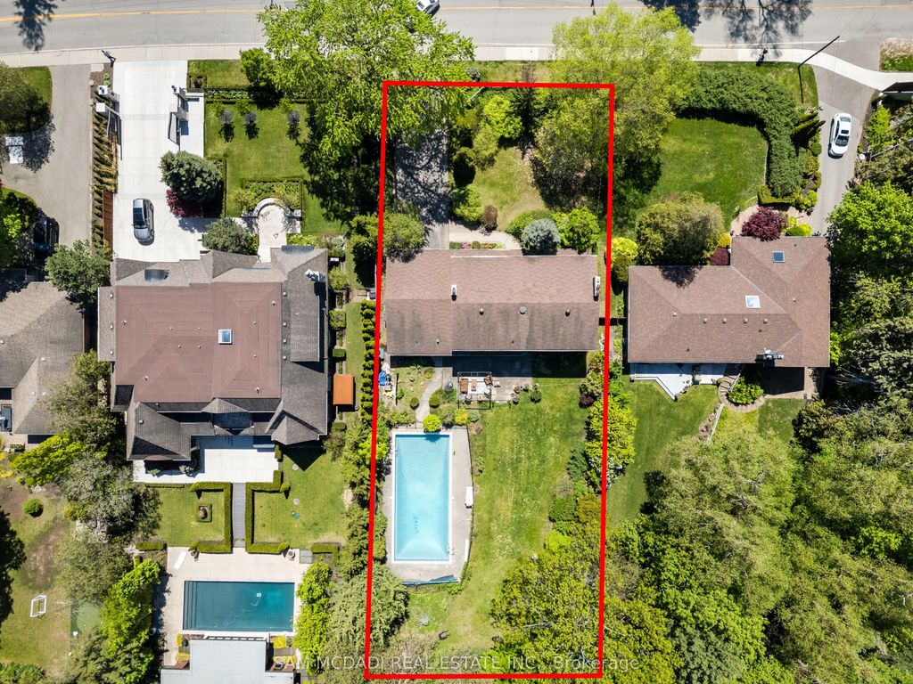 865 Meadow Wood Road, Mississauga