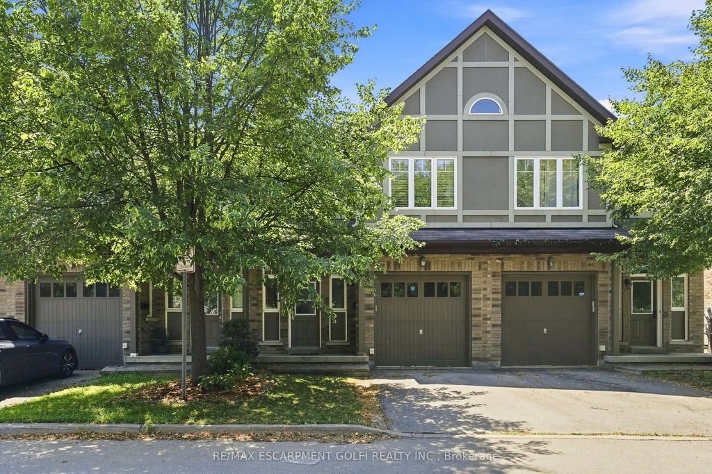 1050 Ryckman Common, Burlington