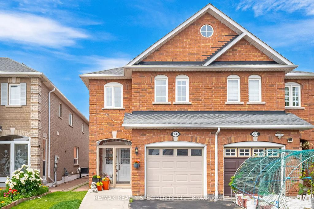 5642 Armando Avenue, Mississauga
