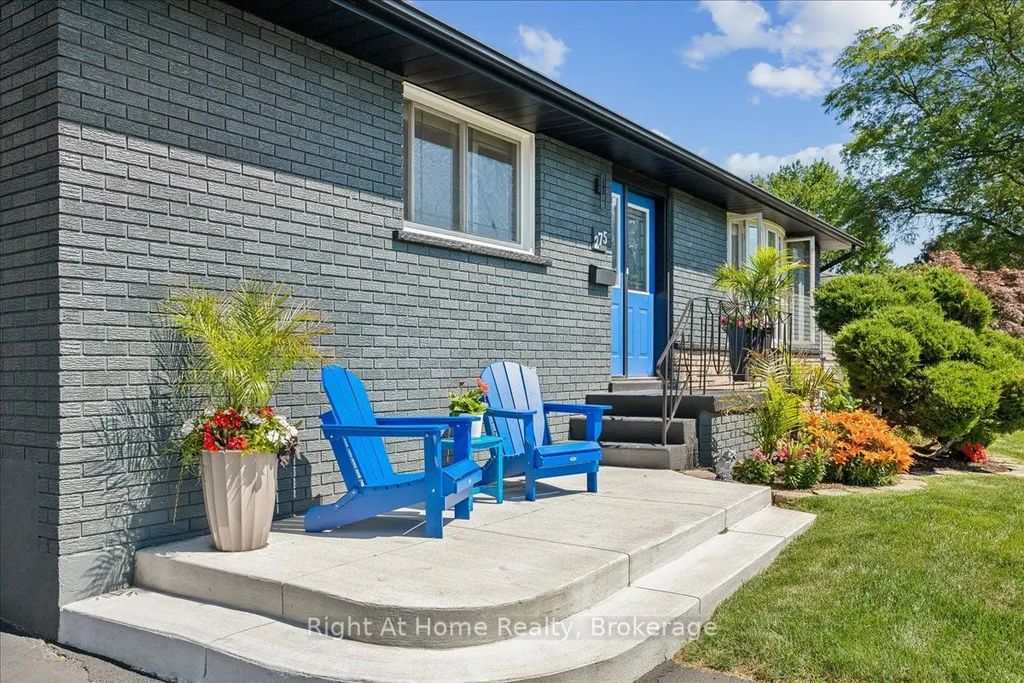 275 Kent Crescent, Burlington
