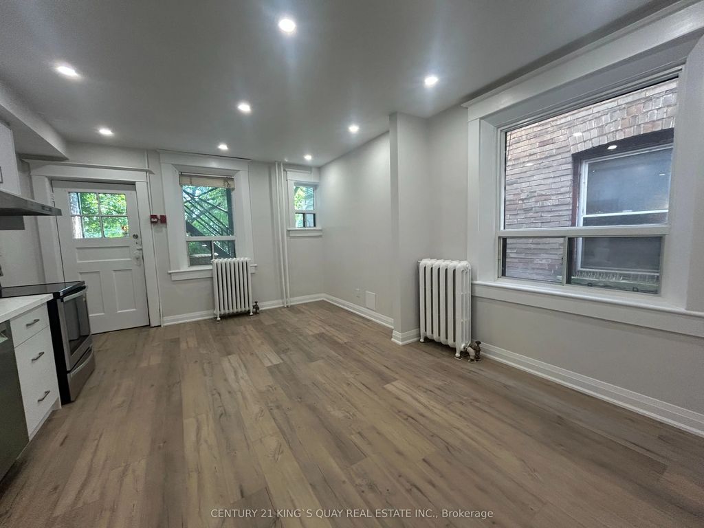223 Roncesvelles Avenue 1, Toronto W01