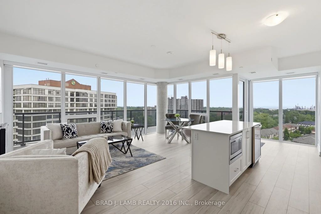 1035 Southdown Road 1204, Mississauga