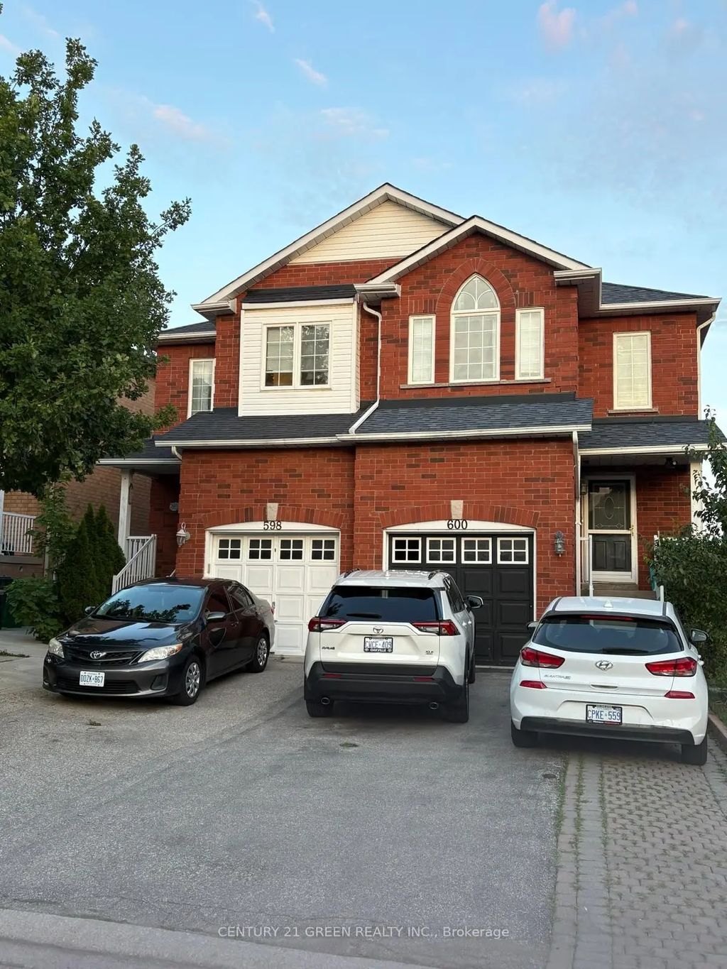 598 Dolly Bird Lane (upper), Mississauga