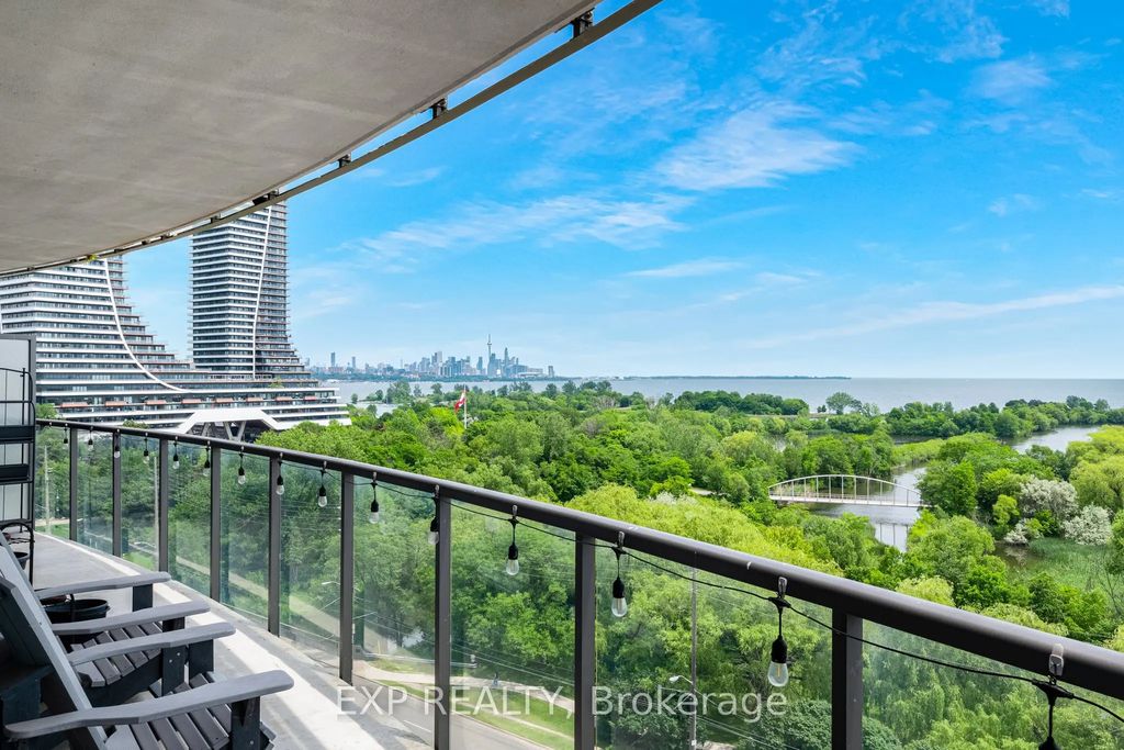 2230 Lake Shore Boulevard W 808, Toronto W06