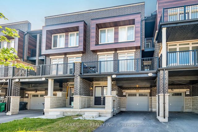 44 Donald Ficht Crescent, Brampton