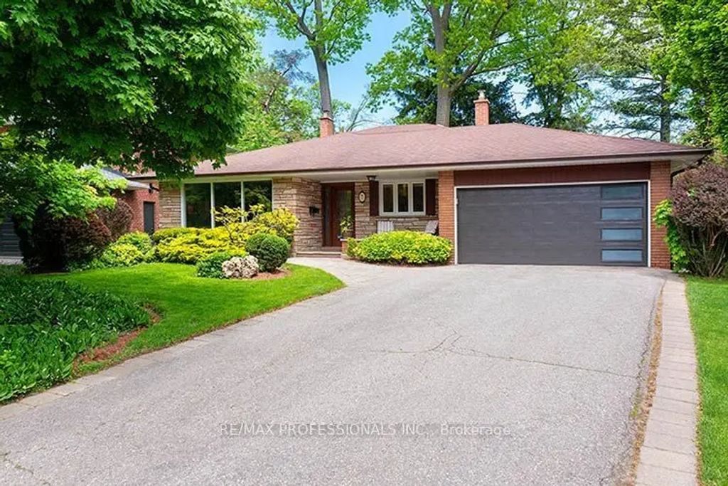 7 Cherry Post Crescent, Toronto W08