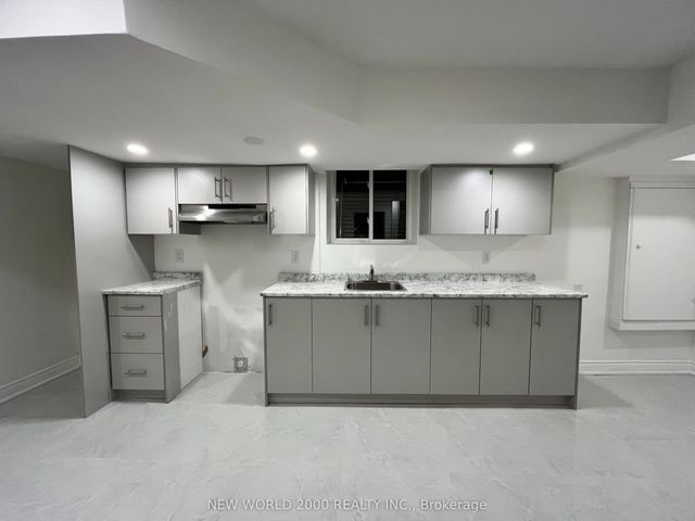 4718 Centretown Way Bsmt, Mississauga