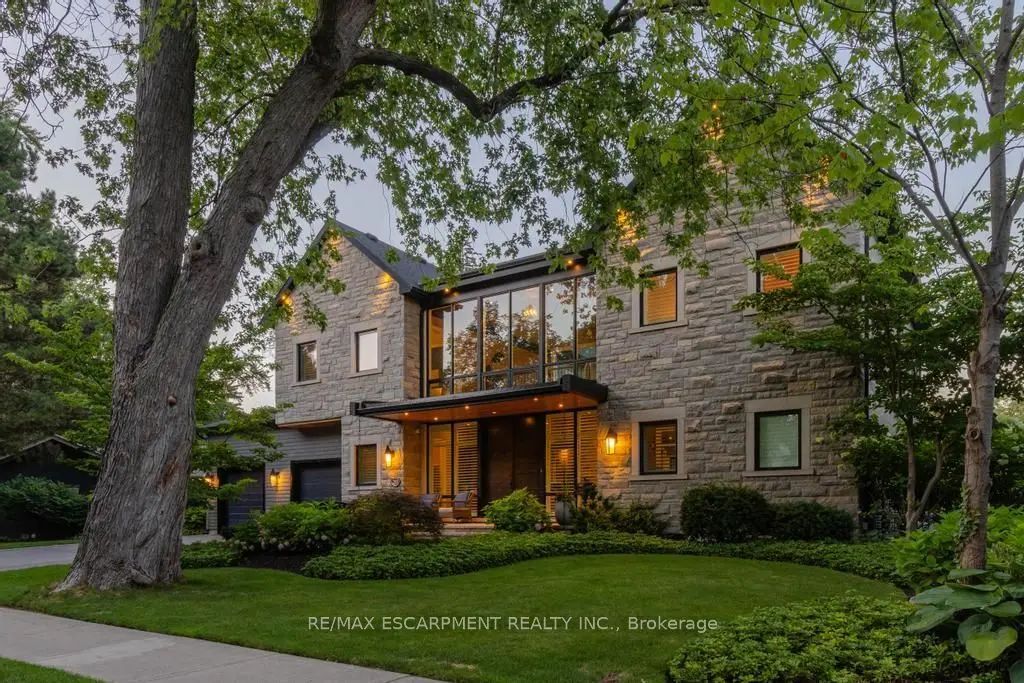 253 Rossmore Boulevard, Burlington
