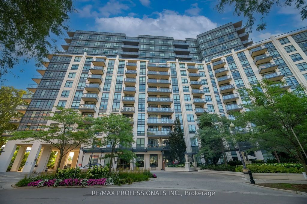 1135 Royal York Road 312, Toronto W08