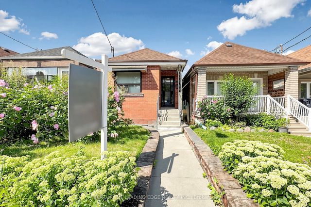 180 Gilbert Avenue, Toronto W03
