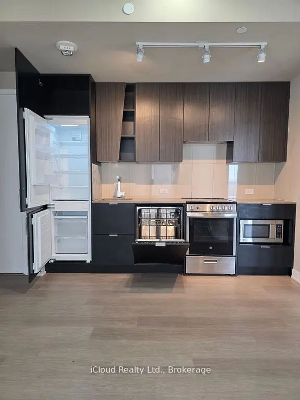 3883 Quartz Road 3601, Mississauga