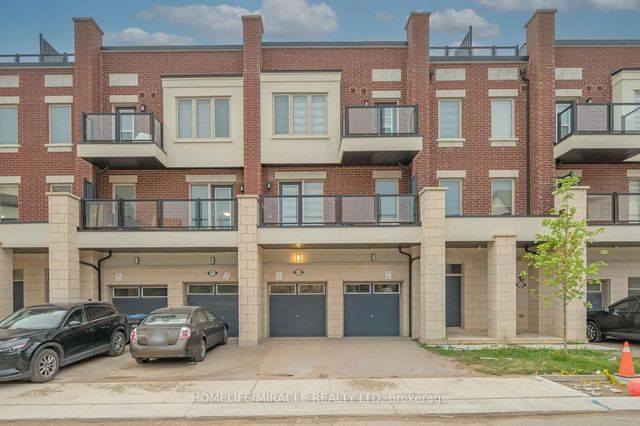 415 Dougall Avenue, Caledon