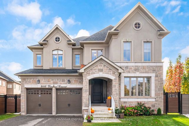 2118 Vineland Crescent, Oakville