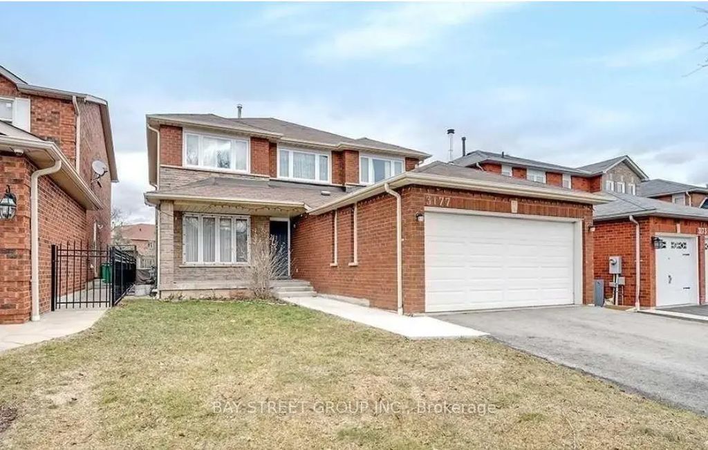 3177 Colonial Drive Upper2, Mississauga