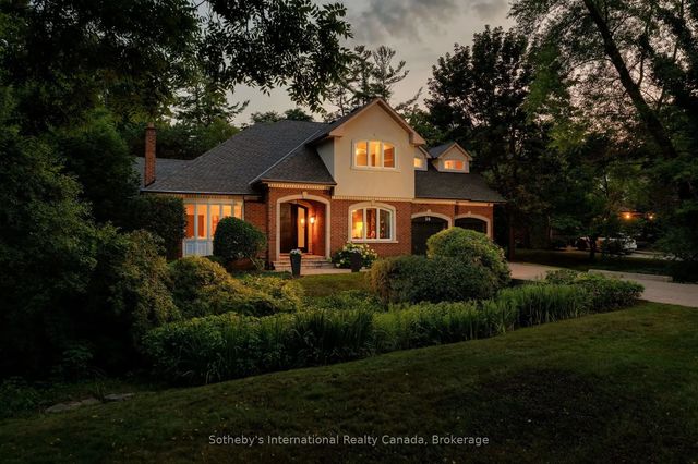 56 Birch Hill Lane, Oakville