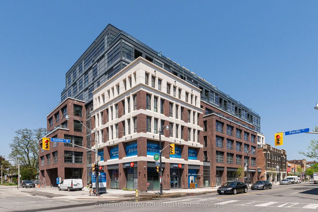 2946 Dundas Street West Street W 413, Toronto W02