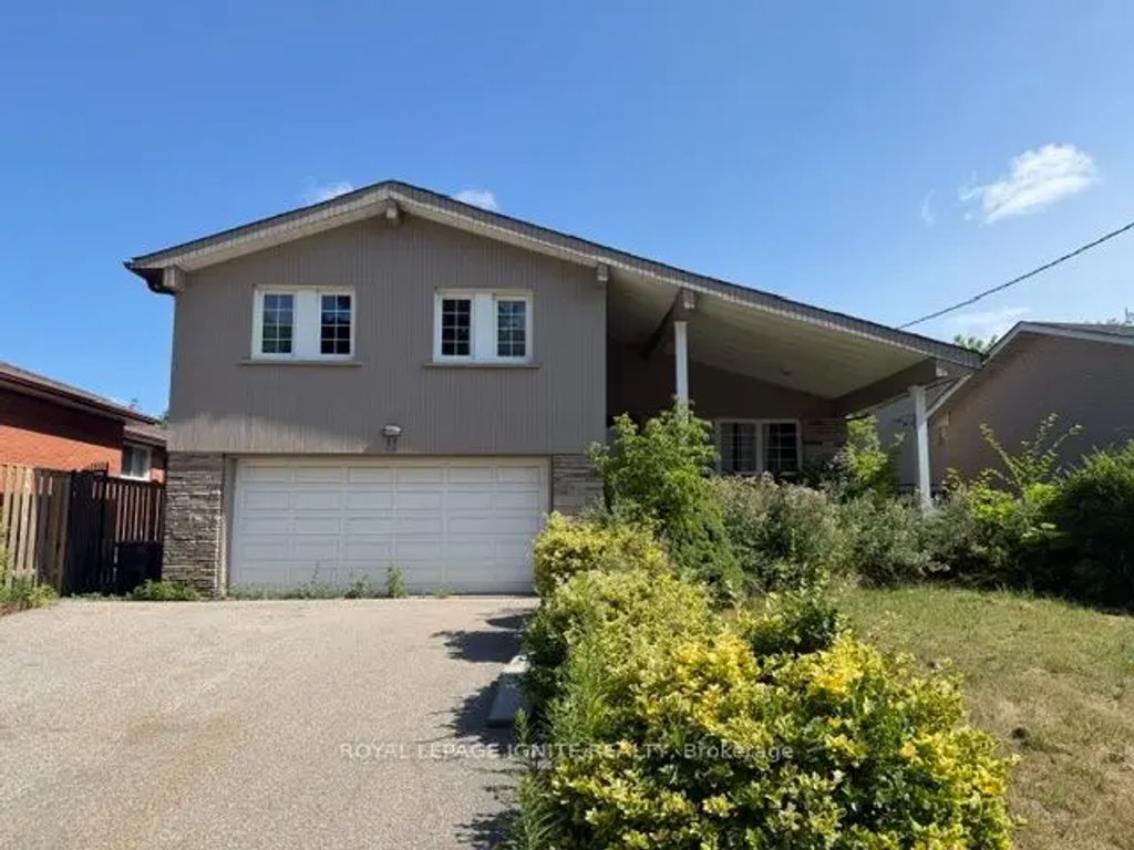 11 Fulwell Crescent, Toronto W05