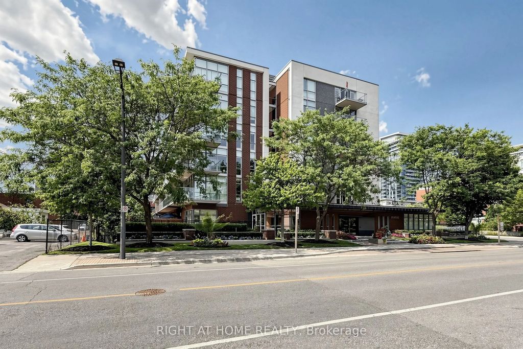 70 Port Street E 408, Mississauga