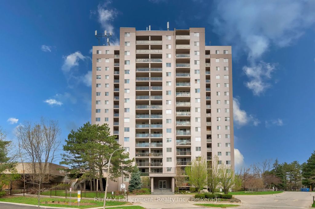 975 Warwick Court 310, Burlington