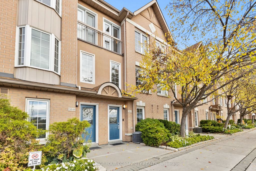 210 Manitoba Street 11, Toronto W06