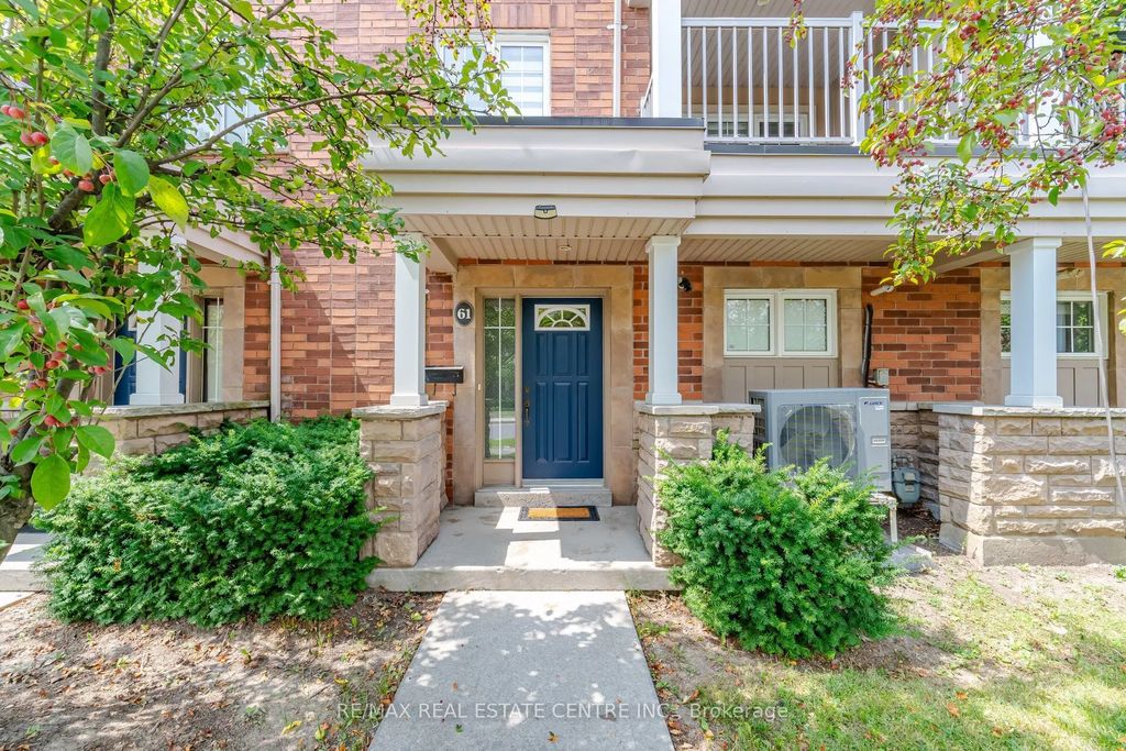 375 Cook Road 61, Toronto W05