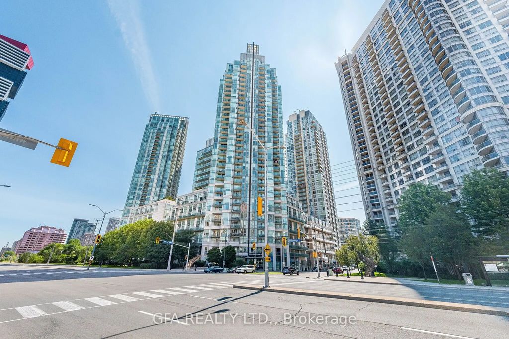 3939 Duke Of York Boulevard 306, Mississauga