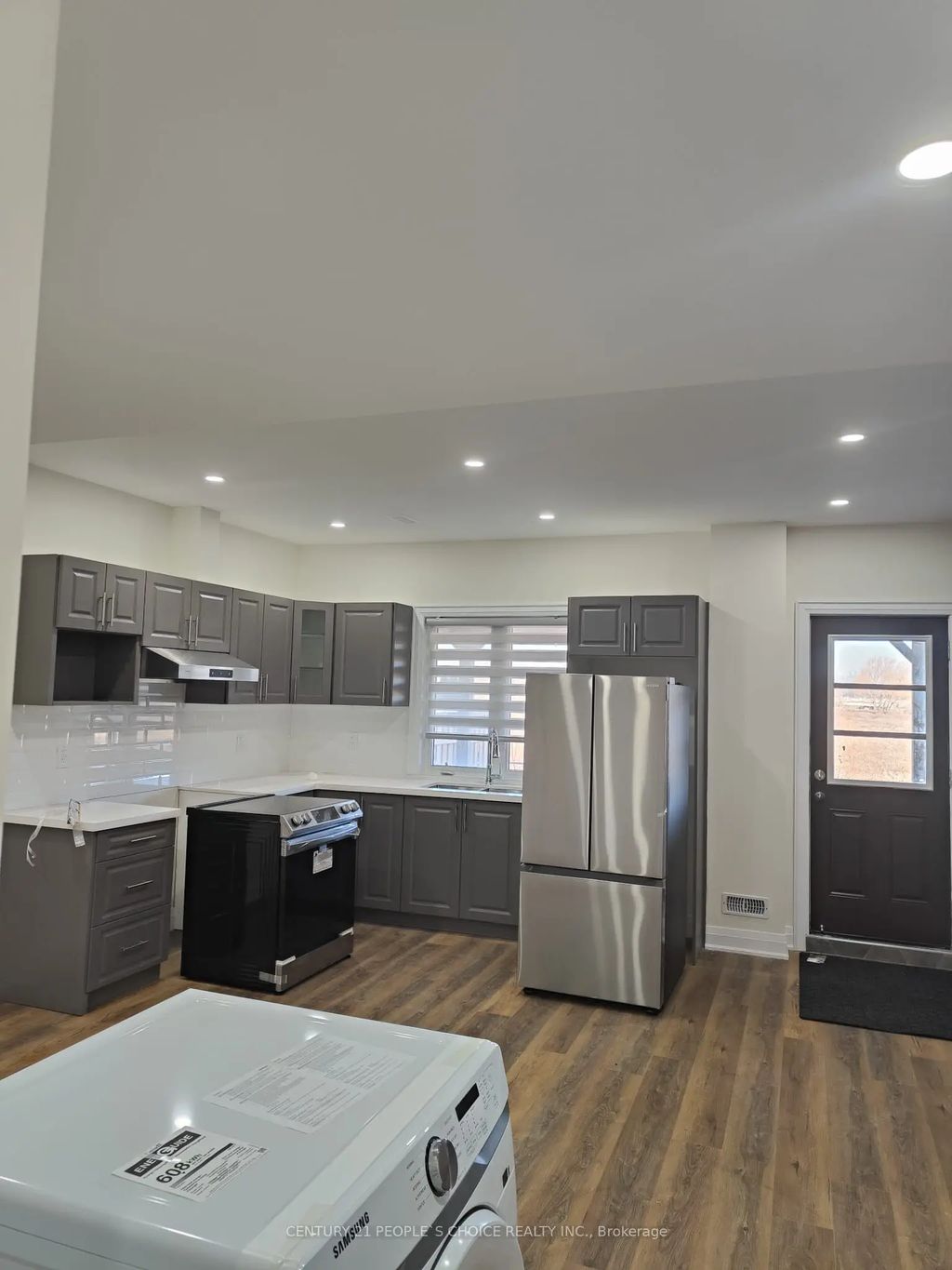 126 Degrey Drive, Brampton