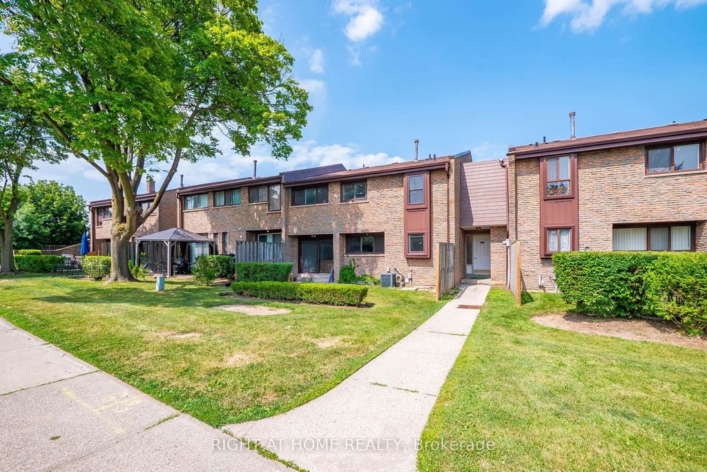 2605 Woodchester Drive 5, Mississauga