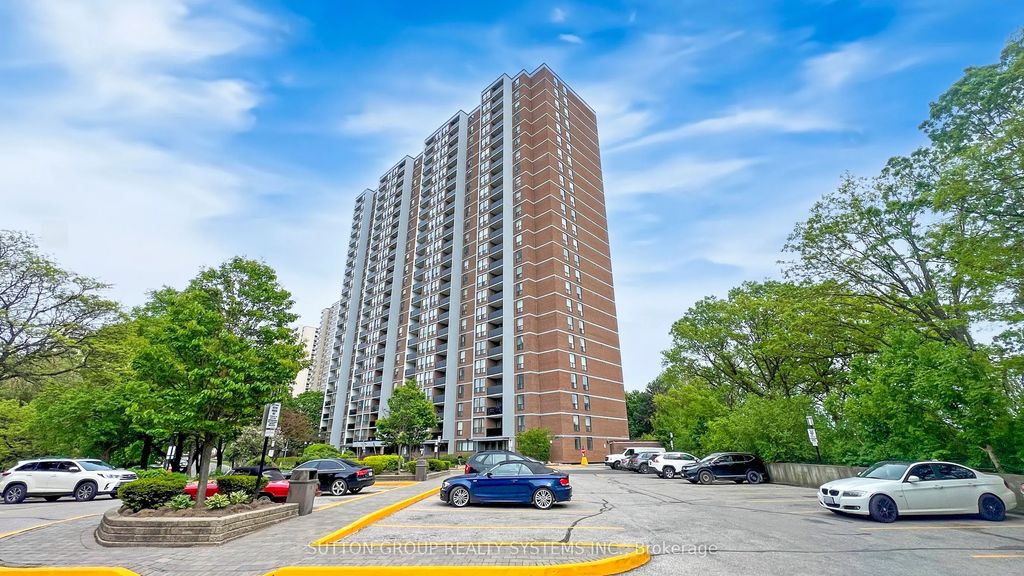 85 Emmett Avenue 1811, Toronto W04