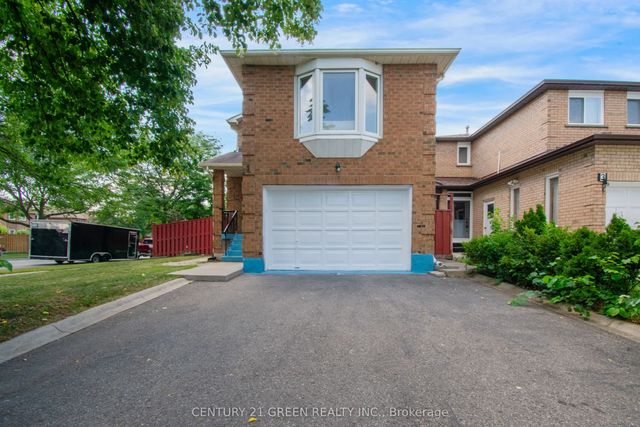 1 Candy Crescent, Brampton