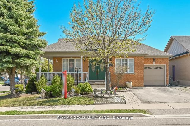 156 Barleyfield Road, Brampton