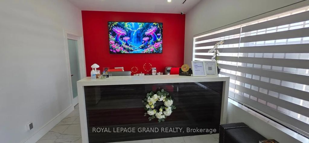 30 Melanie Drive 6, Brampton