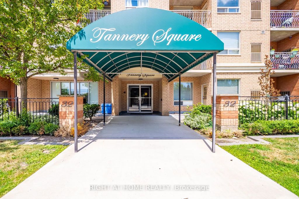 32 Tannery Street 607, Mississauga