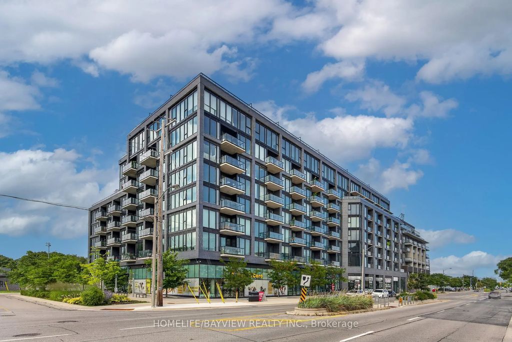 7 Smith Crescent 609, Toronto W07