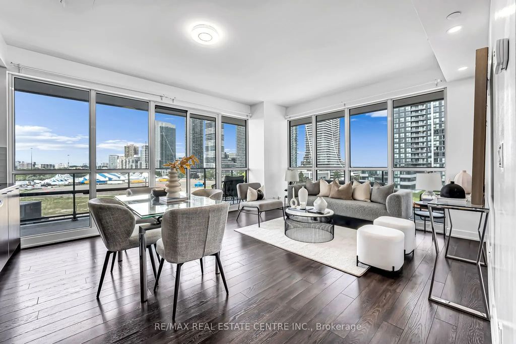 10 Park Lawn Road 809, Toronto W06