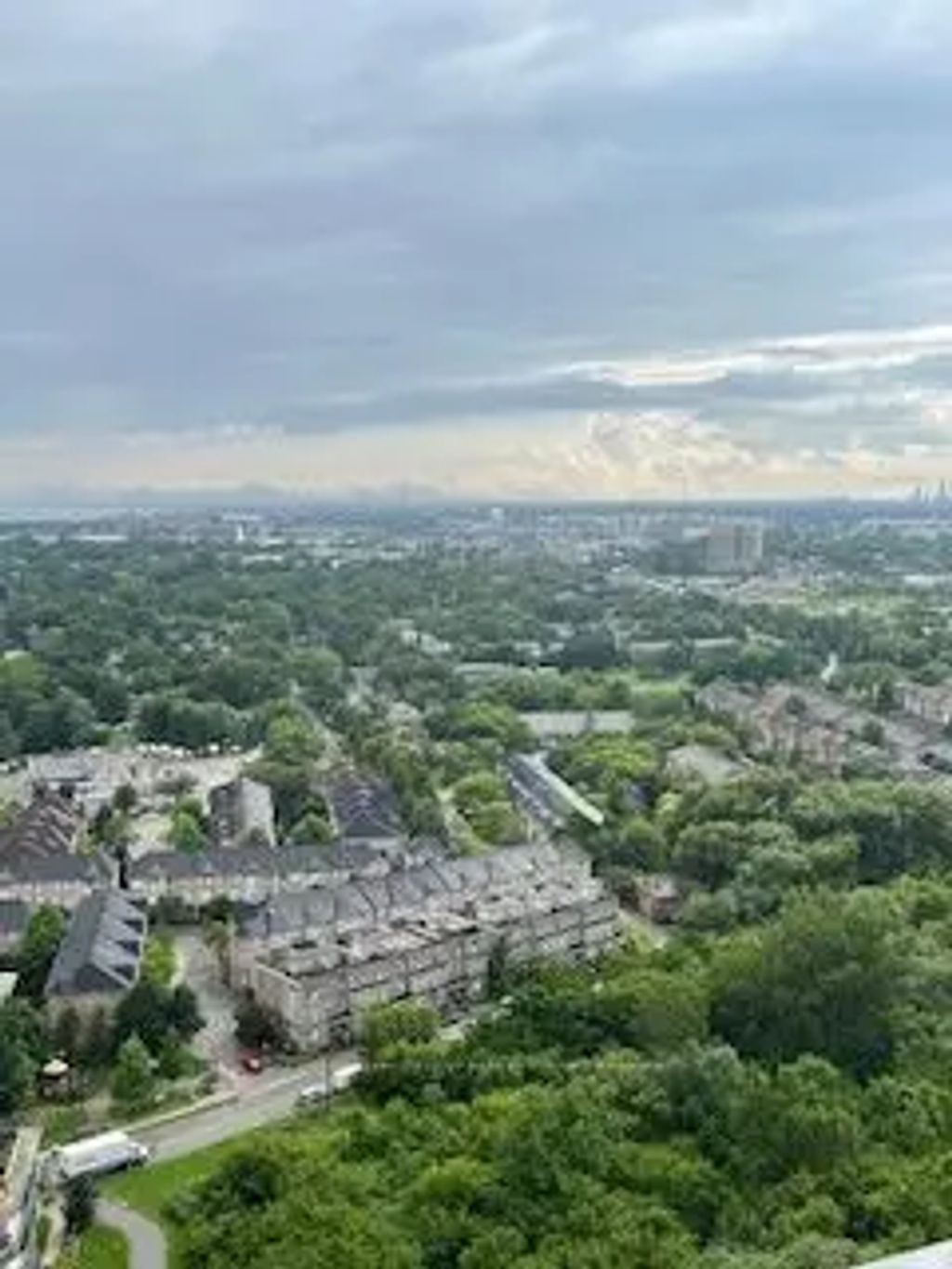 2220 Lakeshore Boulevard W 2810, Toronto W06
