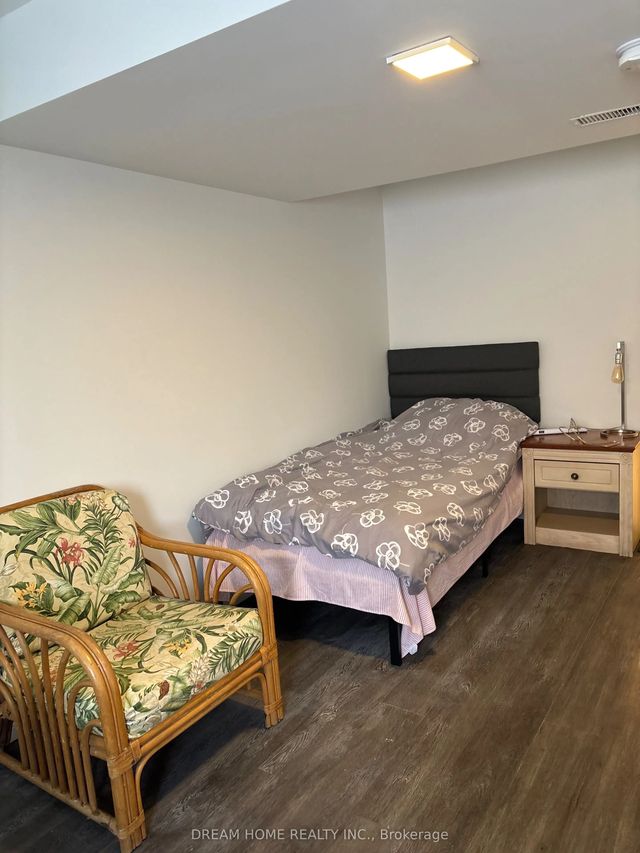 850 Clarkson Road S Studio A, Mississauga