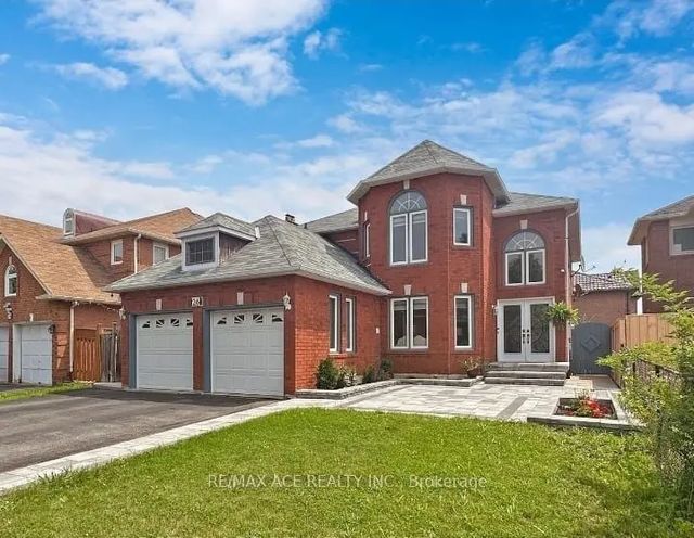 26 Brownridge Court N, Brampton