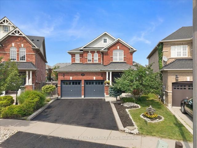 1379 Rolph Terrace, Milton