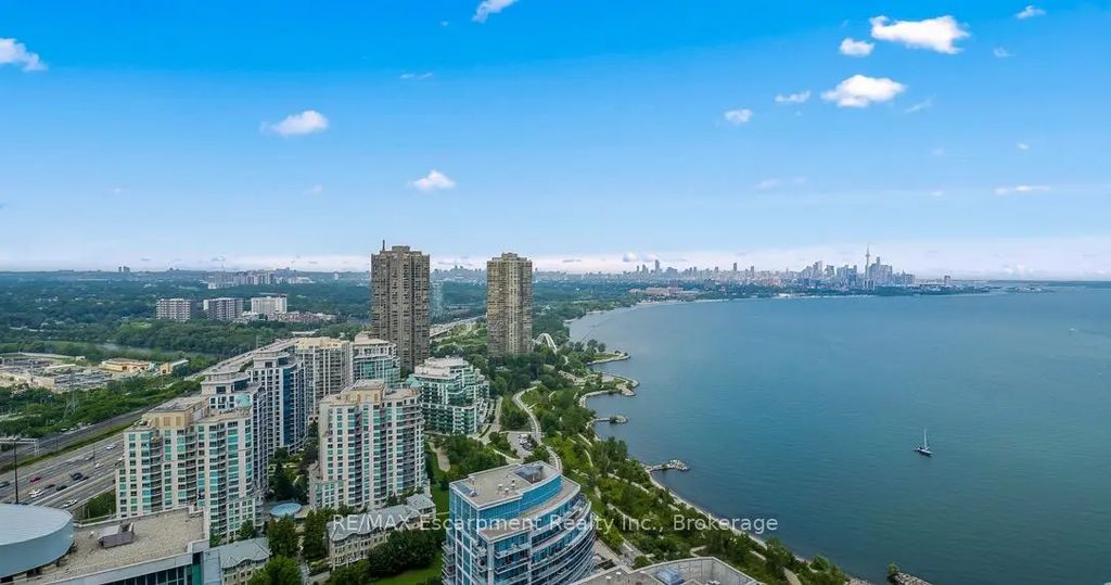 16 Brookers Lane 3506, Toronto W06