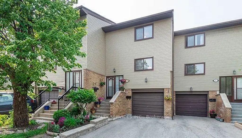20 Carleton Place 20, Brampton
