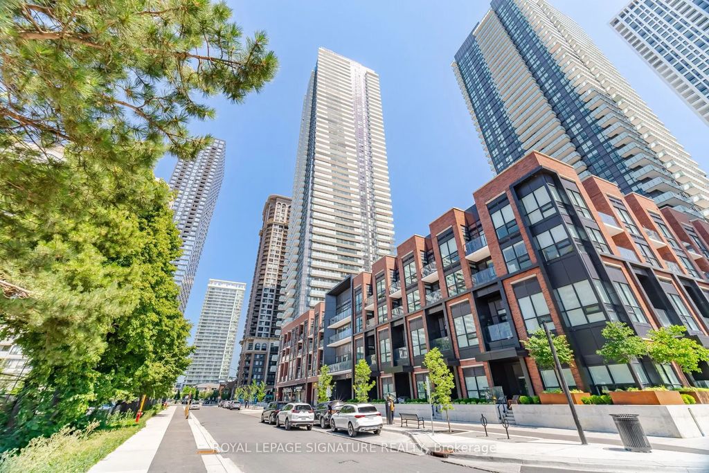 430 Square One Drive 2709, Mississauga
