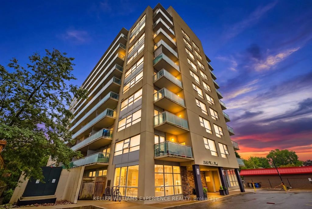 2464 Weston Road 903, Toronto W04