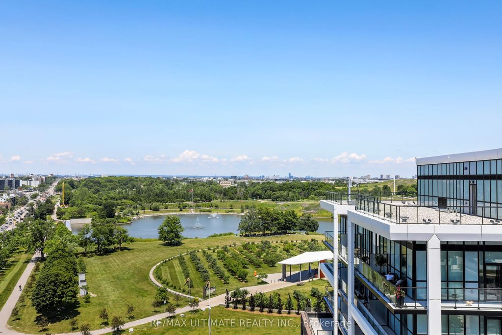 50 George Butchart Drive 906, Toronto W05