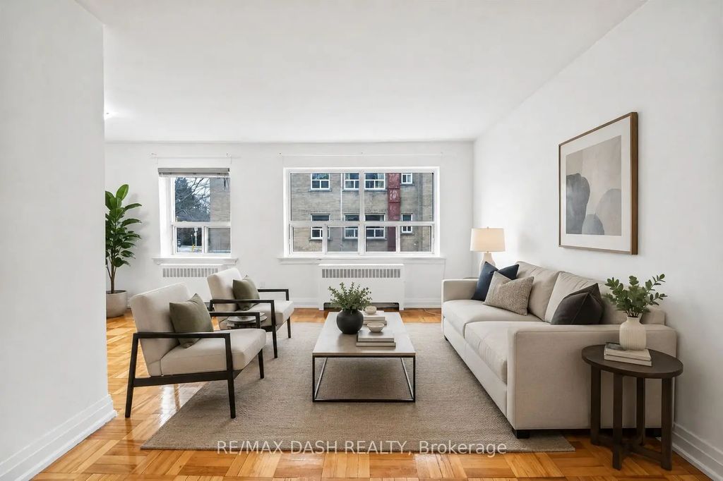 69 Old Mill Terrace 18, Toronto W07