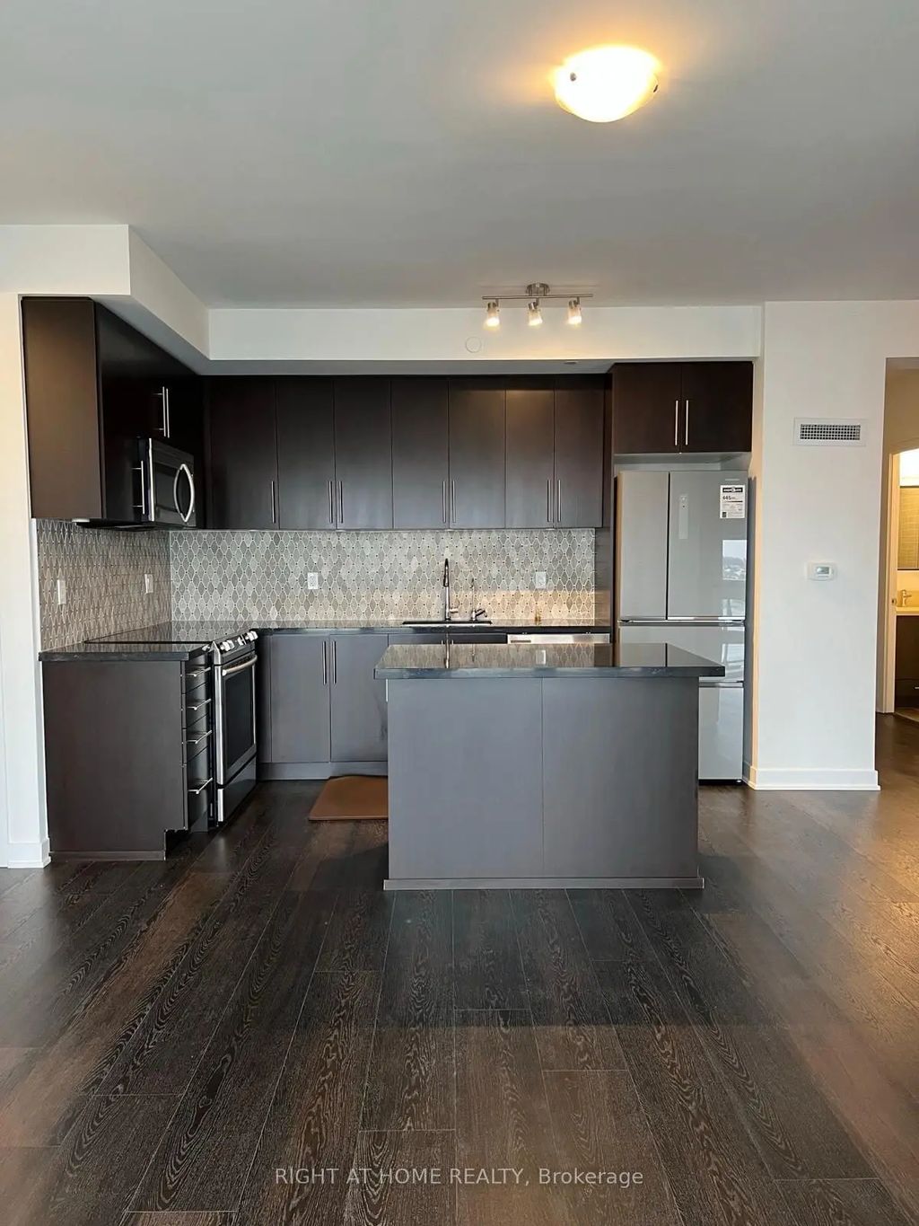 N/A, Mississauga