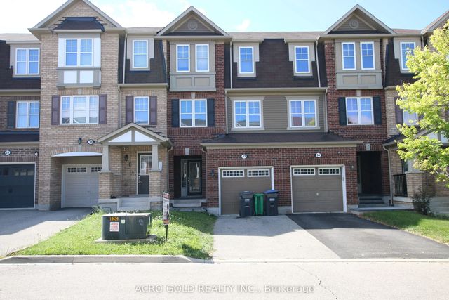 32 Mercedes Road, Brampton