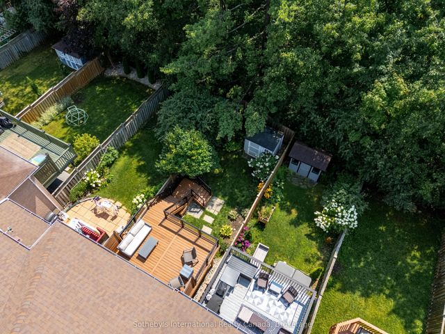 339 Ravineview Way, Oakville