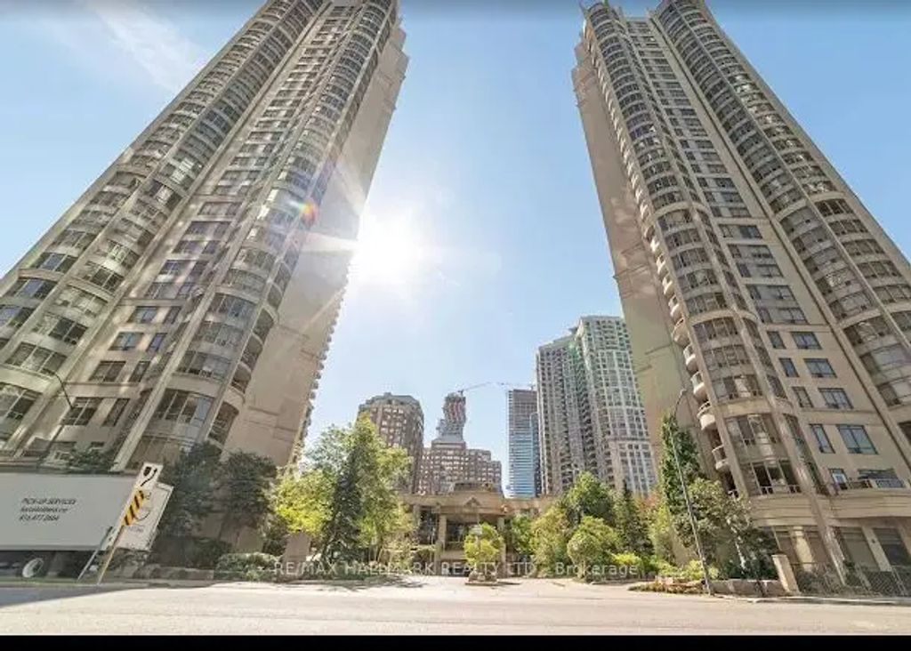 3880 Duke Of York Blvd Boulevard 3002, Mississauga