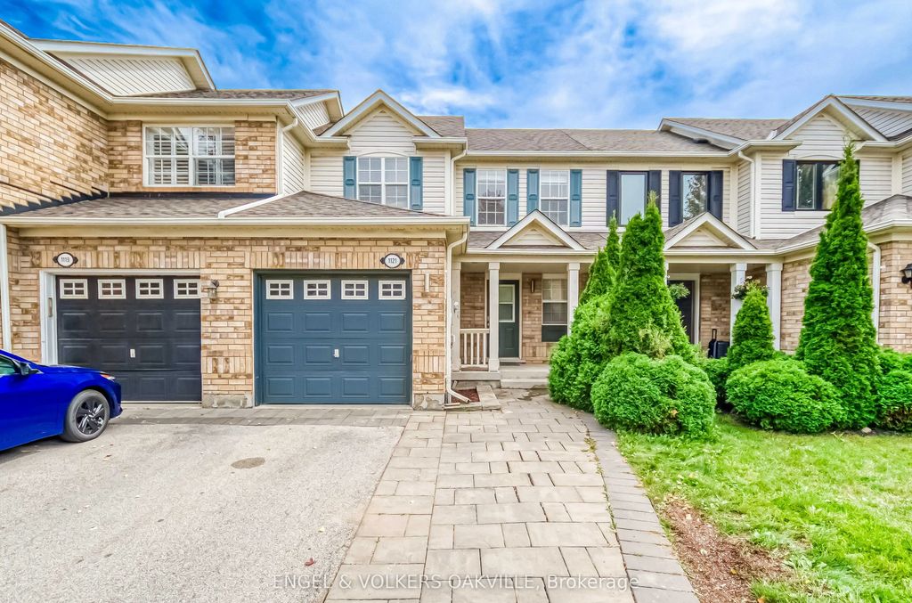 1121 Barclay Circle, Milton
